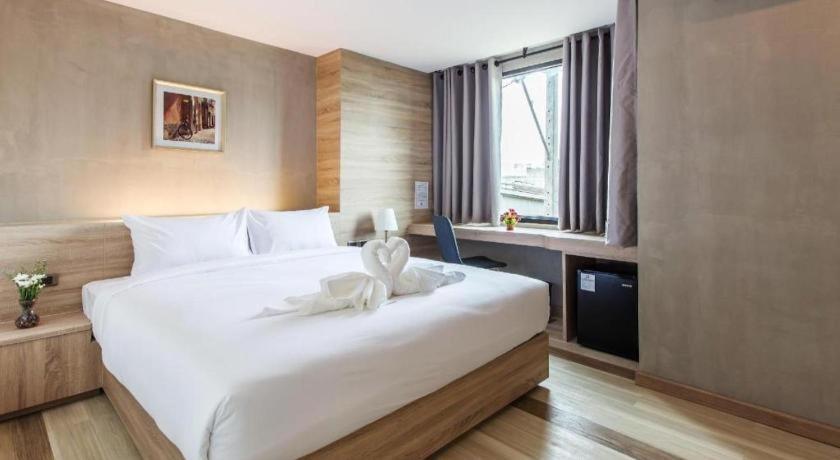 B2 Ubon Premier Hotel Убонратчатхані Екстер'єр фото
