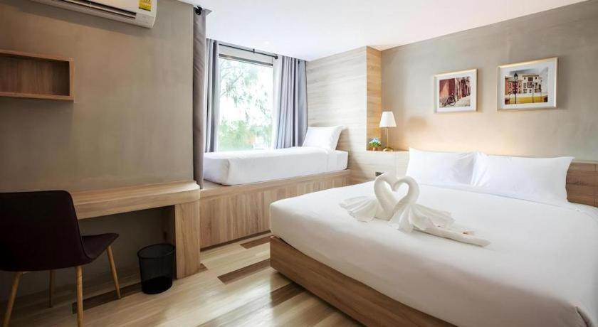 B2 Ubon Premier Hotel Убонратчатхані Екстер'єр фото