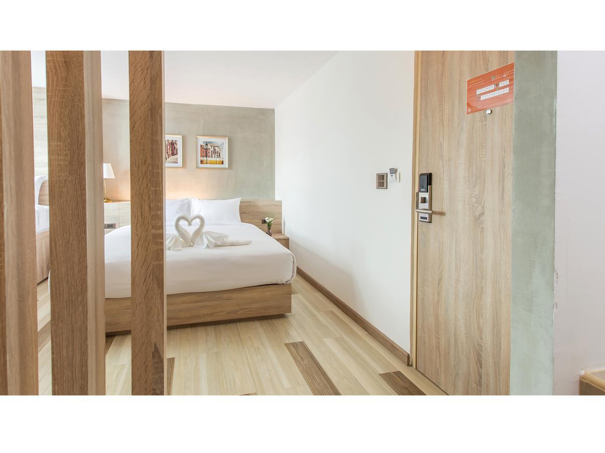 B2 Ubon Premier Hotel Убонратчатхані Екстер'єр фото